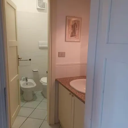 Casa Titty - Quiet And Elegant بيت للعطل ايزولا روسا